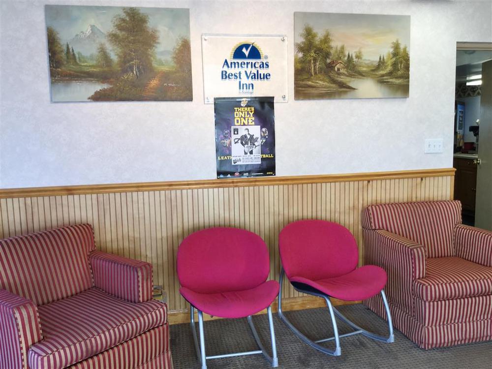 Americas Best Value Inn Macomb Beltér fotó
