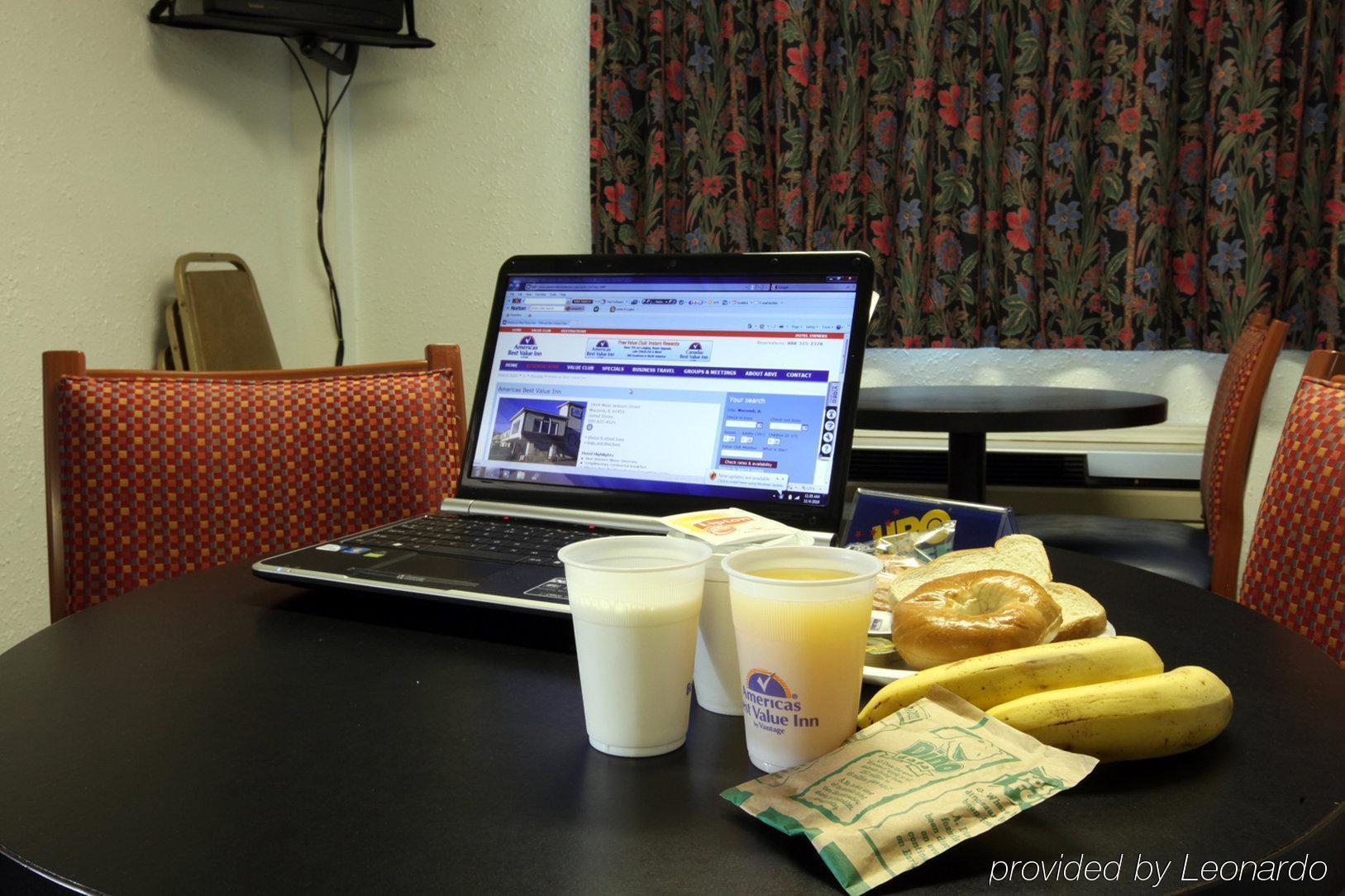 Americas Best Value Inn Macomb Szoba fotó
