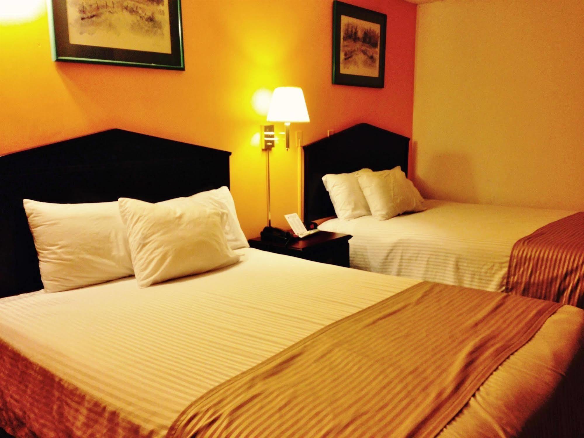 Americas Best Value Inn Macomb Kültér fotó